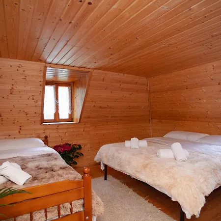 ゲストハウス Kulla Pracja