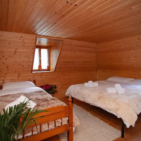 Kulla Pracja ゲストハウス